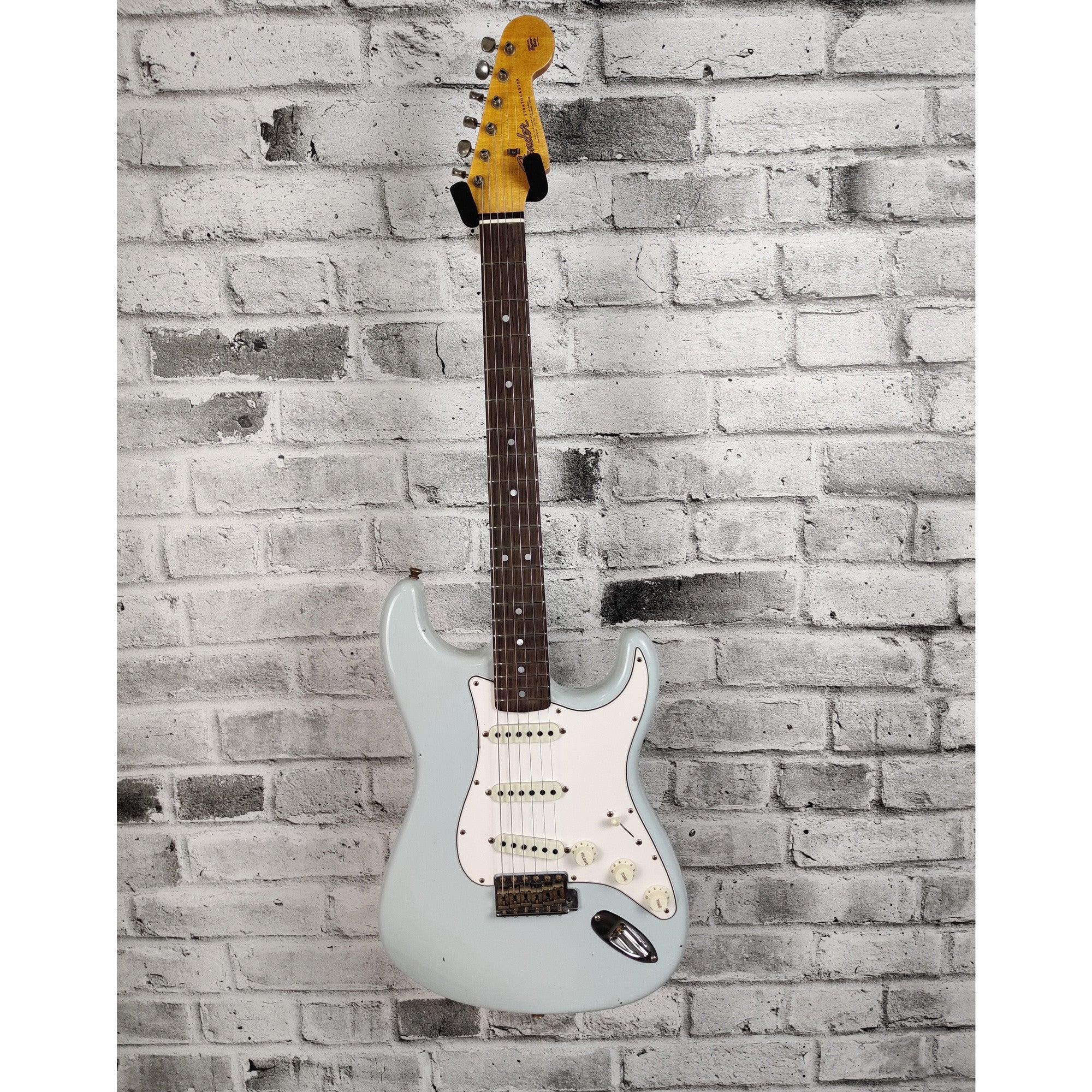 Fender 1964 Stratocaster Journeyman Relic, Rosewood Fingerboard - Super Faded Aged Sonic Blue